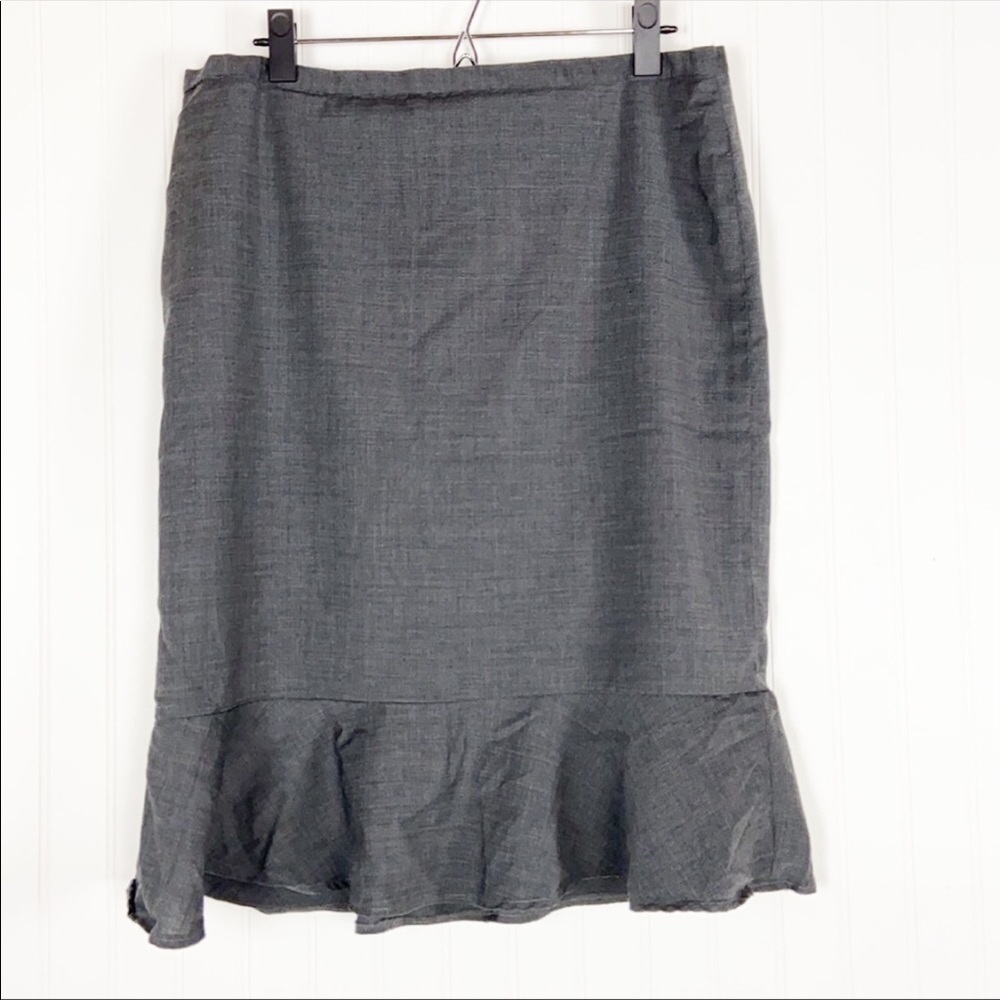 Talbots Wool Blend Grey Lined Knee-Length Peplum Skirt